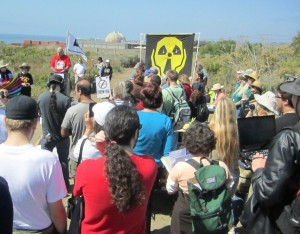 San Onofre rally 3-11-12 pray
